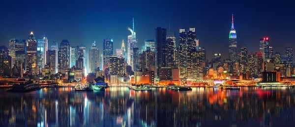 panoramic view on manhattan at night, new york, usa