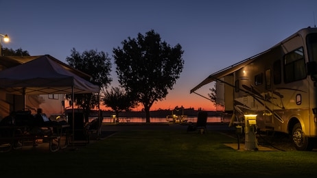 a beautiful sunset sky at a rv park on the delta in rio vista, ca. 