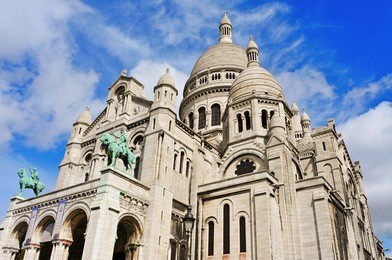 view of the sacre-coeur basilica in paris, france