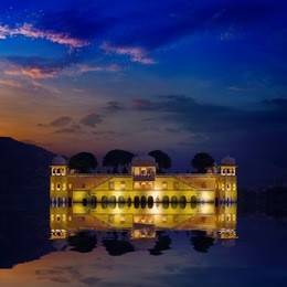 india landmark - jal mahal lake palace. jaipur, rajasthan