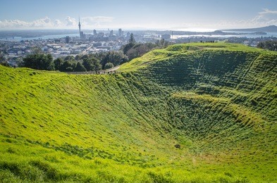 auckland skyline from mount eden