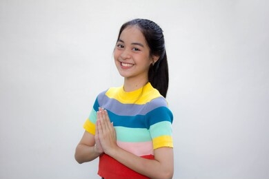 asia thai teen color t-shirt beautiful girl thai pay respect