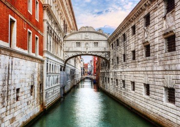  bridge of sighs ( ponte dei sospiri). venice. italy.