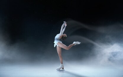 figure skating girl skating on ice.