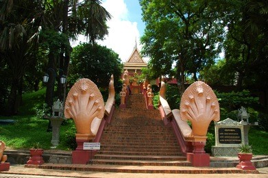 wat phnom, phnom penh, cambodia