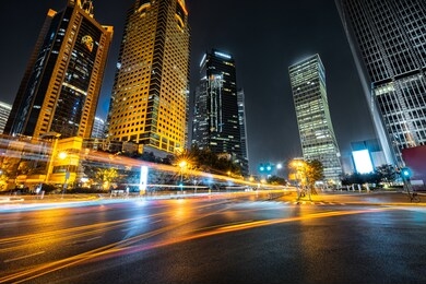 the urban traffic of shanghai at night