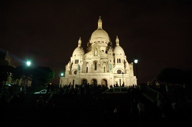 sacre-coeur basilica (basilica of the sacred heart) by night, paris france