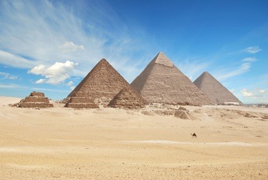 pyramids in giza 