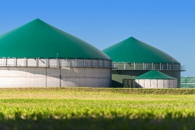 biogas plant with three storage tanks