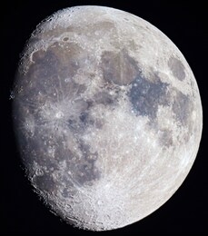 moon shot with the help of a telescope