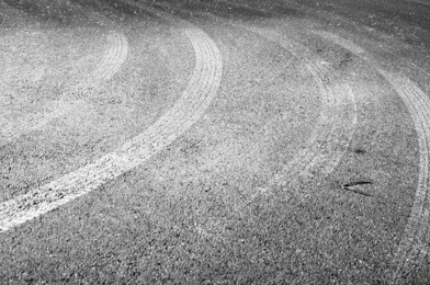 asphalt traces