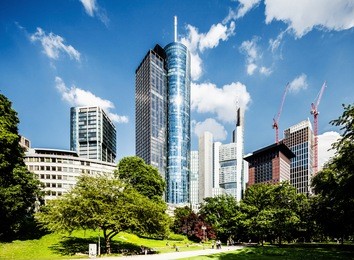 frankfurt am main downtown financial district