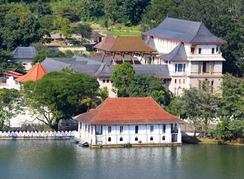 temple of tooth relic, kandy, sri lanka