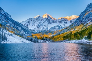 maroon bells at sunrise, aspen, co.