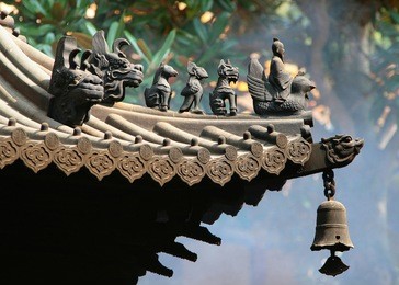 traditional animal figures on chinese roof