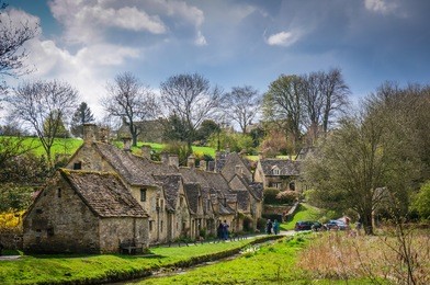 arlington row of bibury in the cotswolds, england