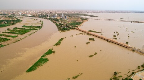 an image showing the size of the nile river flood that hit the capital, khartoum