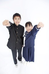 junior high japanese men and women cheering up