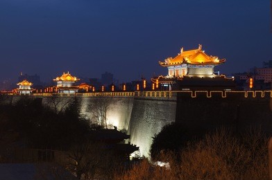 china's xian city wall scenic area is located in xi 'an district