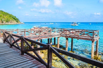 koh larn beach island at pattaya thailand