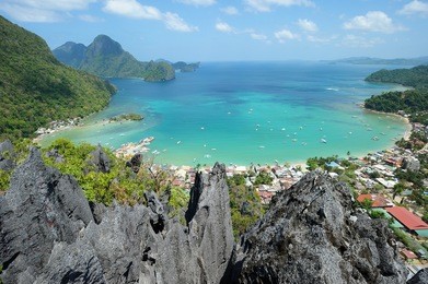 bacuit bay view from taraw cliff, el nido palawan