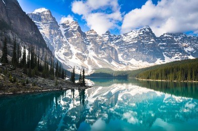 moraine lake, rocky mountains, canada