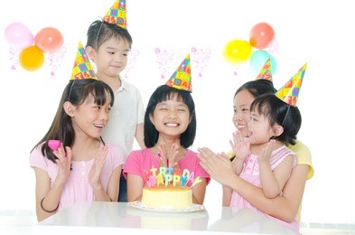 birthday party of asian kids