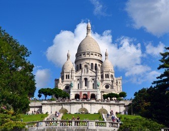 sacre coeur basilica on of montmartre hill, paris, france