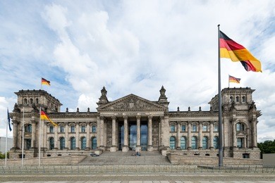 reichstag (bundestag) building, parliament building in berlin/parliament building in berlin/german parliament building