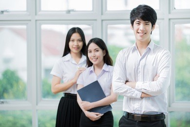 asian students attention to knowledge