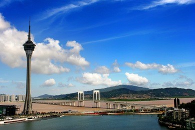 day view of macau tower