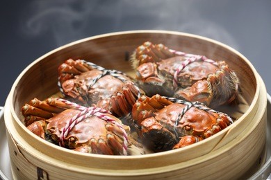 steaming shanghai hairy crabs, chinese cuisine