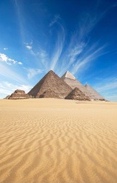 pyramids in giza 