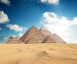 pyramids in giza 