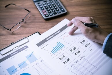 man analysis business accounting