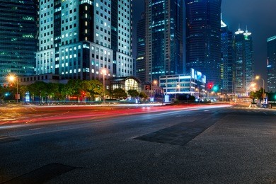 the road in the city