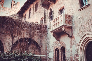 the famous juliet's balcony in verona