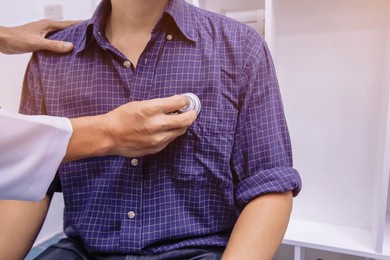 doctors use stethoscope to listen patient heartbeat to find faults in heart disease. doctors use stethoscope to listen patient heart rate to gather information diagnose disease and provide treatment.