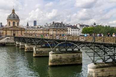 paris bridge lovers