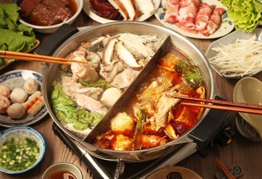  double flavor hot pot on the table