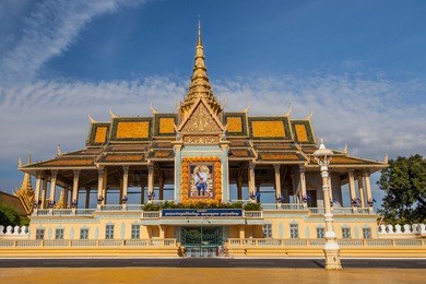 royal palace in phnompenh, capitol of cambodia