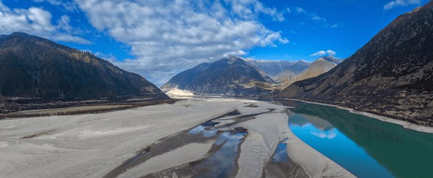 view of the yarlung zangbo river grand canyon and mount namjagbarwa in nyingchi, tibet, china
