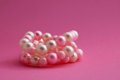 beautiful pink and white pearl necklace