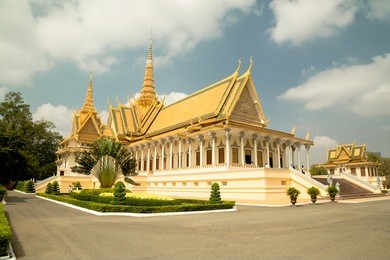 cambodia royal palace, the throne hall