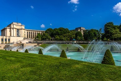 fountains at tracadero gardens. trocadero is area of paris on banks of seine not far from famous eiffel tower. on a hilltop in 1937 built a new palace - palais de chaillot. paris, france.