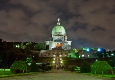 st joseph's oratory at night in montreal canada