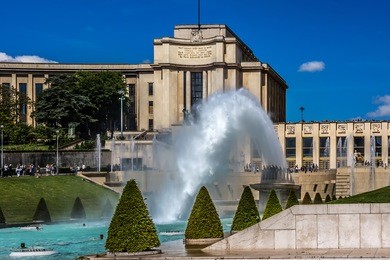fountains at tracadero gardens. trocadero is area of paris on banks of seine not far from famous eiffel tower. on a hilltop in 1937 built a new palace - palais de chaillot. paris, france.