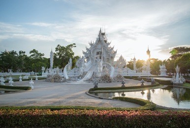 white temple, watrongkhun, chiangrai,thailand