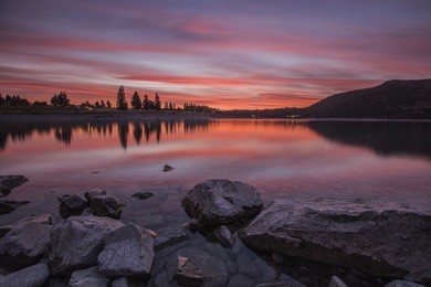 sunset at lake tekapo