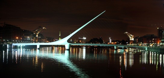 woman bridge (puente de la mujer) in buenos aires at night